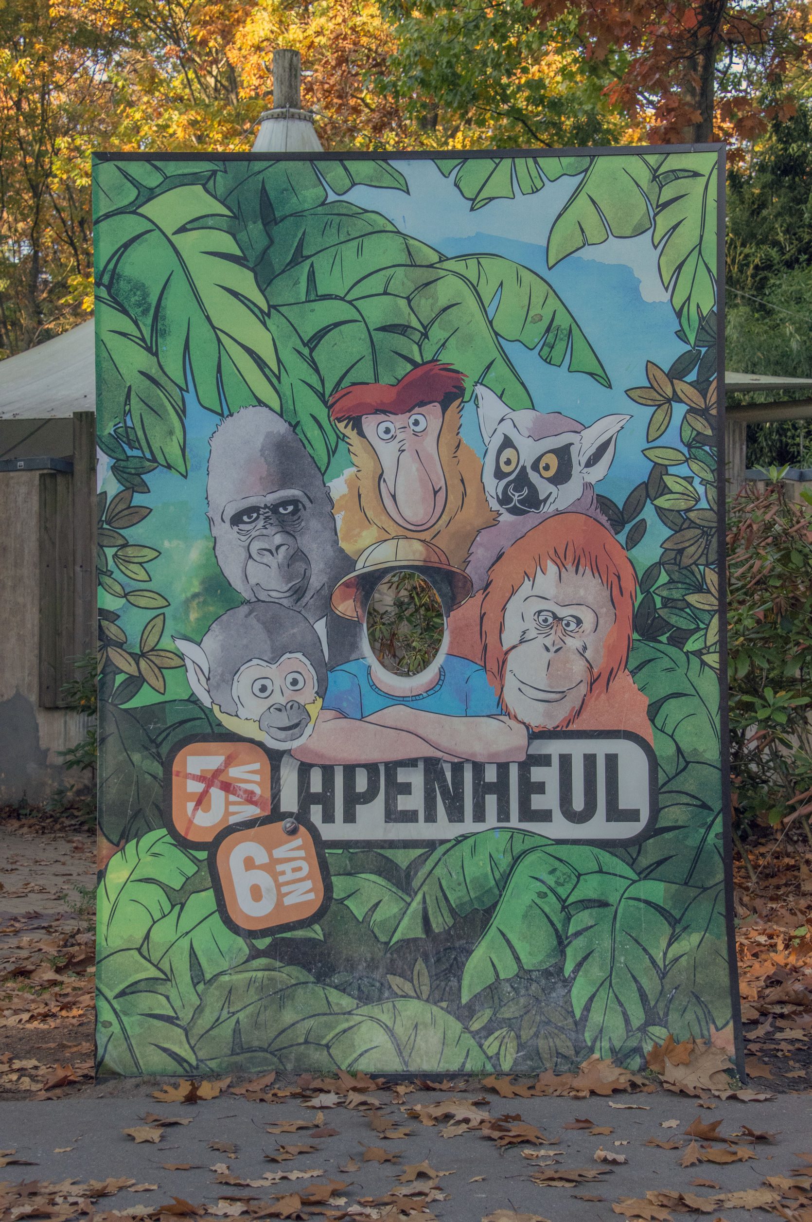 Funny Sign At At The Apenheul Zoo The Netherlands 2018